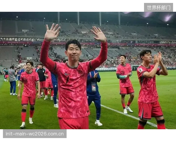 李刚仁将主导韩国队的中场进攻节奏，他的致命直塞球精度将严峻考验世界杯级别后防线。